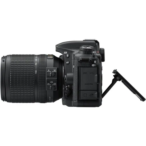 Nikon DSLR D7500 20,9MP - Sensor DX - Vídeo 4K/UHD - Lente AF-S 18-140mm VR
