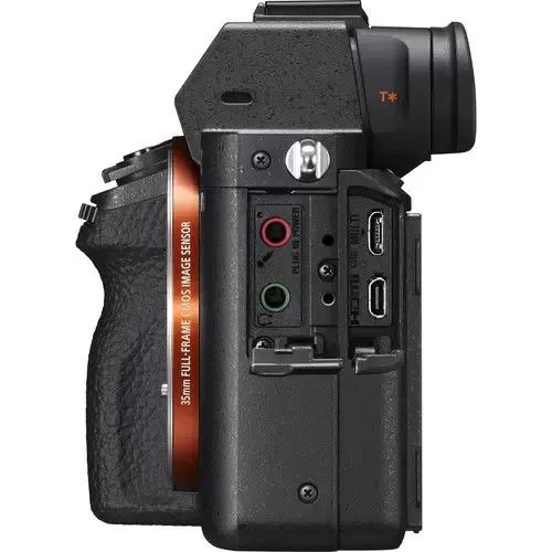 Sony Alpha A7III Mirrorless - Full-Frame 50mm - Vídeo 4K (Corpo)