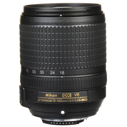 Lente Nikon AF-S 18-140mm f/3.5-5.6G ED DX VR